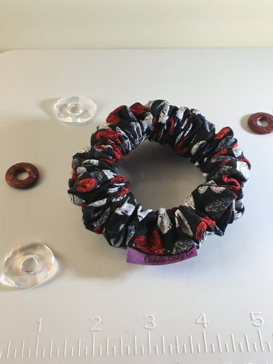 Romantic Rebel Scrunchy – Red, Black, and White Heart Pattern Hair Tie